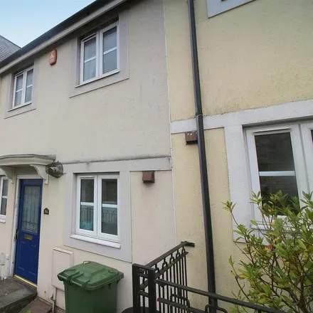 Rent this 2 bed townhouse on Longfield Place in Plymouth, PL4 7QT