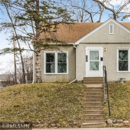 Buy this 3 bed house on Grotto St in Maryland Avenue West, Saint Paul