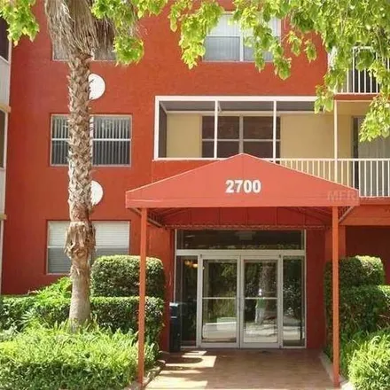 Buy this 1 bed condo on 2682 Bay Street in Sarasota, FL 34237