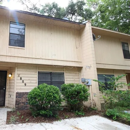 Buy this 3 bed condo on 1899 Southwest 69th Way in Alachua County, FL 32607
