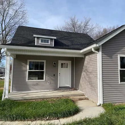 Buy this 3 bed house on 98 East Snow Street in Sullivan, IN 47882
