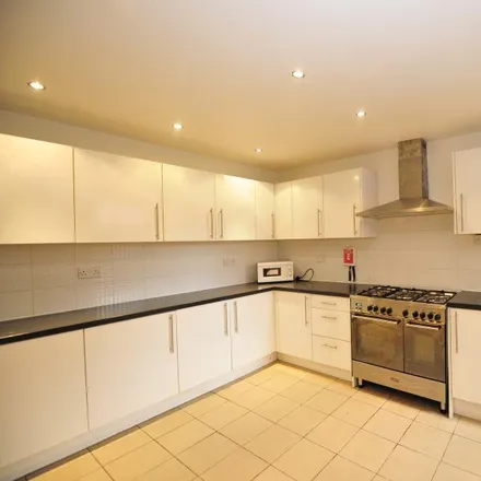 Rent this 8 bed townhouse on Pearson Avenue in Leeds, LS6 1JD