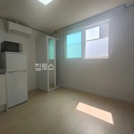 Rent this studio apartment on 서울특별시 강북구 수유동 28-20
