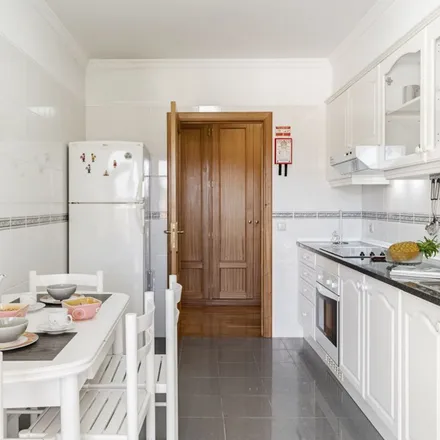 Rent this 2 bed apartment on Escola Básica e Pré-Escolar dos Ilhéus in Rua Paulo Dias, 9000-015 Funchal