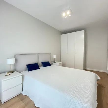 Rent this 3 bed apartment on Generała Walerego Wróblewskiego 74 in 93-566 Łódź, Poland
