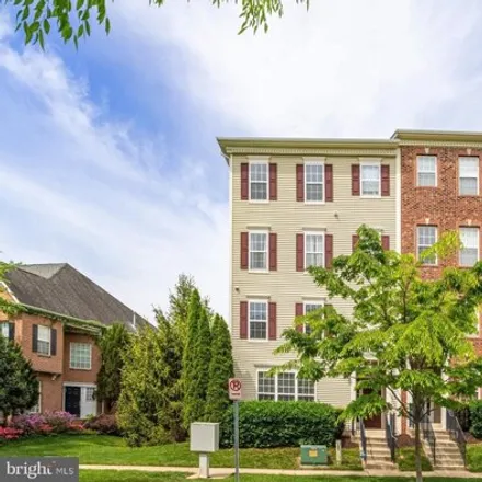 Buy this 2 bed townhouse on 600-604 Highland Ridge Avenue in Gaithersburg, MD 20878