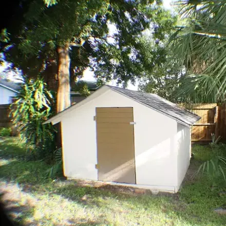 Rent this 2 bed house on Tampa Florida