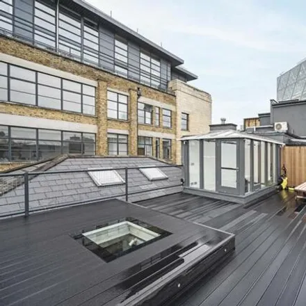 Buy this 2 bed apartment on The Exchange in 132 Commercial Street, Spitalfields