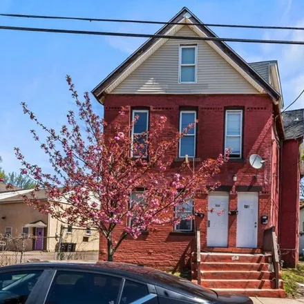Buy this 6 bed house on 133;129;131;127 Winthrop Avenue in New Haven, CT 06519