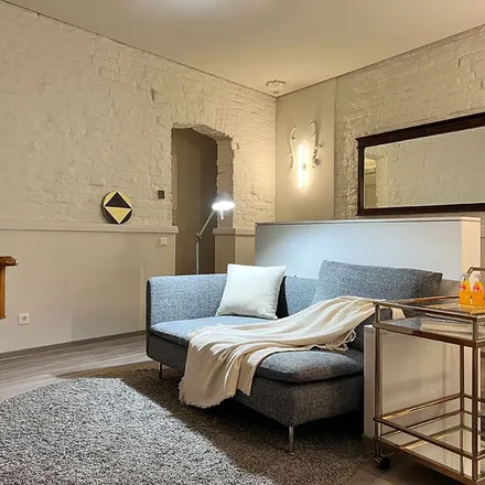 Rent this 2 bed apartment on Deutz-Mülheimer Straße 140 in 51063 Cologne, Germany