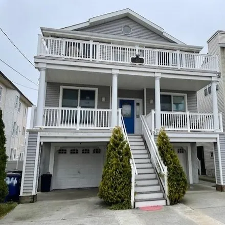 Buy this 4 bed condo on Juan Pablo's Margarita Bar and Restaurant in East Garfield Avenue, Wildwood