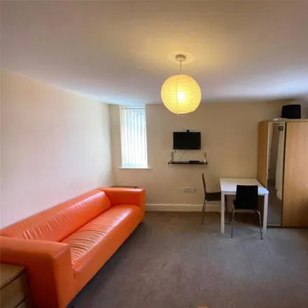 Image 2 - 20B Wilbraham Road, Manchester, M14 6FG, United Kingdom - Room for rent
