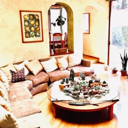 Buy this 3 bed house on Tercera Privada de Lincoln in Condado de Sayavedra, 52938 Ciudad López Mateos
