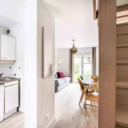 Rent this 2 bed apartment on Dives-sur-Mer in Rue du Général de Gaulle, 14160 Dives-sur-Mer