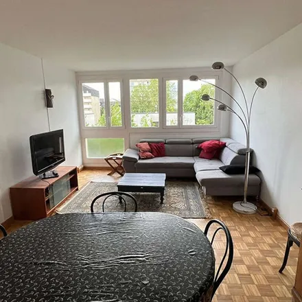 Image 4 - 6 Rue de Paris, 60200 Compiègne, France - Apartment for rent