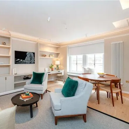 Rent this 1 bed room on Carlton Club in St. James's Street, London