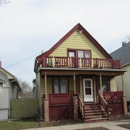 Buy this studio house on 3058 in 3058A North 11th Street, Milwaukee