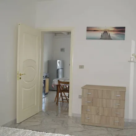 Image 4 - 73034, Italy - House for rent