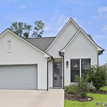 Buy this 3 bed house on Villa Michel Drive in Shenandoah Trails, East Baton Rouge Parish