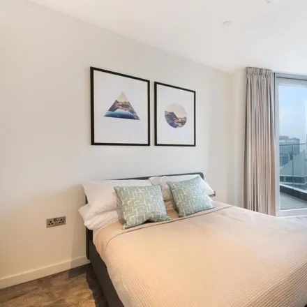 Image 6 - Charrington Tower, 11 Biscayne Avenue, London, E14 9BQ, United Kingdom - Apartment for rent