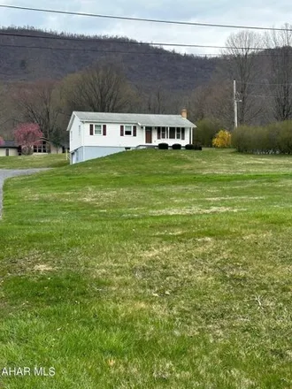 Image 2 - 9403 US Route 220, Bedford, Pennsylvania, 15522 - House for sale