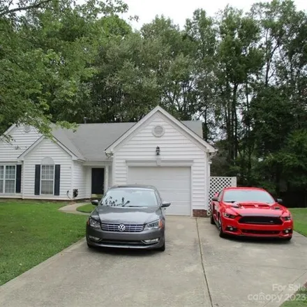 Buy this 3 bed house on 4140 Highcroft Lane in Charlotte, NC 28269