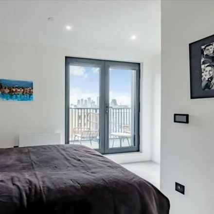 Image 6 - 32 Dock Street, London, E1 8NA, United Kingdom - Apartment for rent
