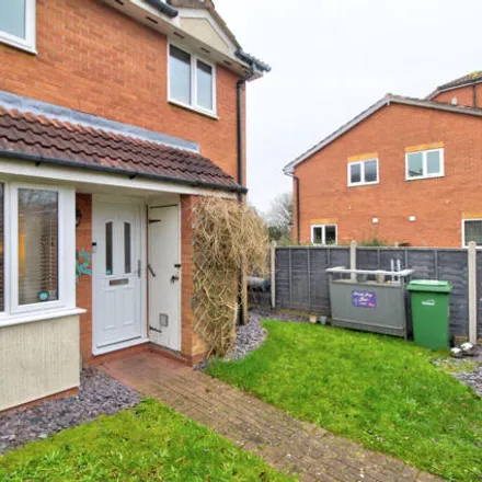 Buy this 2 bed duplex on Dadford View in Brierley Hill, DY5 3SX