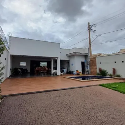 Image 2 - Avenida 17, Centro, Ituiutaba - MG, 38300-078, Brazil - House for sale