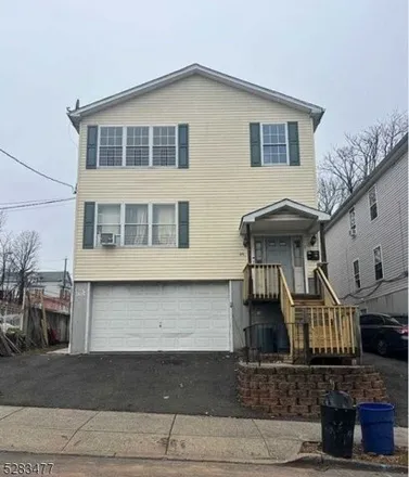 Rent this 3 bed house on North 4th Street in Paterson, NJ 07522