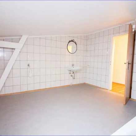 Rent this 3 bed apartment on Grundschule Rheinstraße in Rheinstraße, 26382 Wilhelmshaven