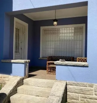 Buy this studio house on José Ignacio Thames in Alfar, B7603 DRT Mar del Plata