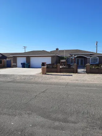 Image 1 - 10450 Jeremy Drive, California City, CA 93505, USA - House for sale