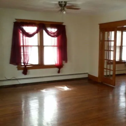 Image 3 - 14 Genet Street, City of Dunkirk, NY 14048, USA - House for sale