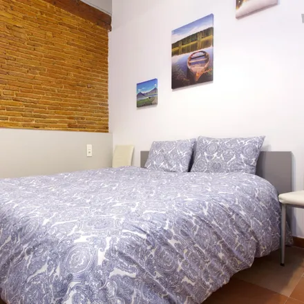 Rent this 1 bed apartment on Carrer de Guitert in 08001 Barcelona, Spain