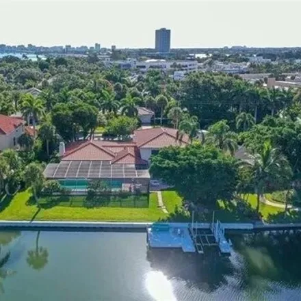 Rent this 6 bed house on 430 North Washington Drive in Sarasota, FL 34236