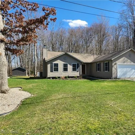 Buy this 3 bed house on 2100 North Park Lane in Roaming Shores, Ashtabula County