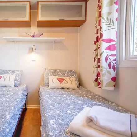 Rent this 6 bed house on 8200-465 Distrito de Évora