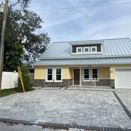 Buy this 3 bed house on 1501 Gilbert Avenue in Sarasota County, FL 34239