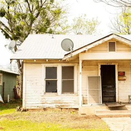 Buy this 2 bed house on 1430 Cedar Street in Abilene, TX 79601