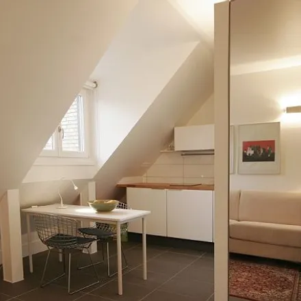 Image 8 - 49 Rue Jean de La Fontaine, 75016 Paris, France - Apartment for rent