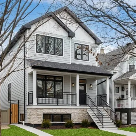 Buy this 4 bed house on 2138 West Summerdale Avenue in Chicago, IL 60625