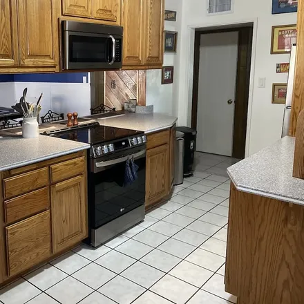 Rent this 3 bed house on Yuma in AZ, 85364