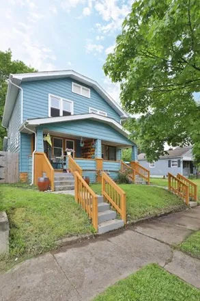 Buy this 4 bed house on 219 South Wayne Avenue in Columbus, OH 43204