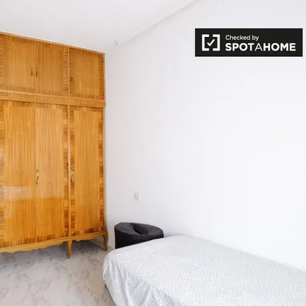 Image 2 - Bestia, Calle Arroyo de las Pavas, 28019 Madrid, Spain - Room for rent