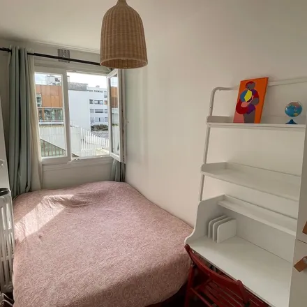 Rent this 3 bed apartment on 40 Rue du Chemin Vert in 75011 Paris, France