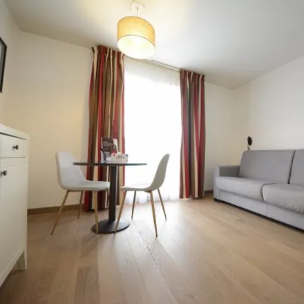 Rent this 1 bed apartment on Chatou in Les Hauts de Chatou, FR