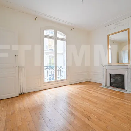 Image 8 - 5 Rue Jules Lefebvre, 75009 Paris, France - Apartment for rent