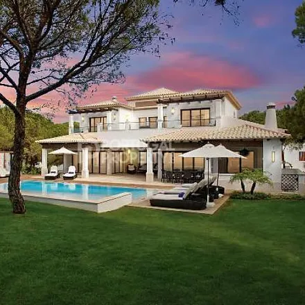Buy this 4 bed house on Zoomarine Algarve in Entrada Sonho e Fantasia, 8201-864 Guia