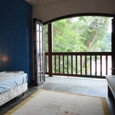 Rent this 5 bed house on Mangaratiba